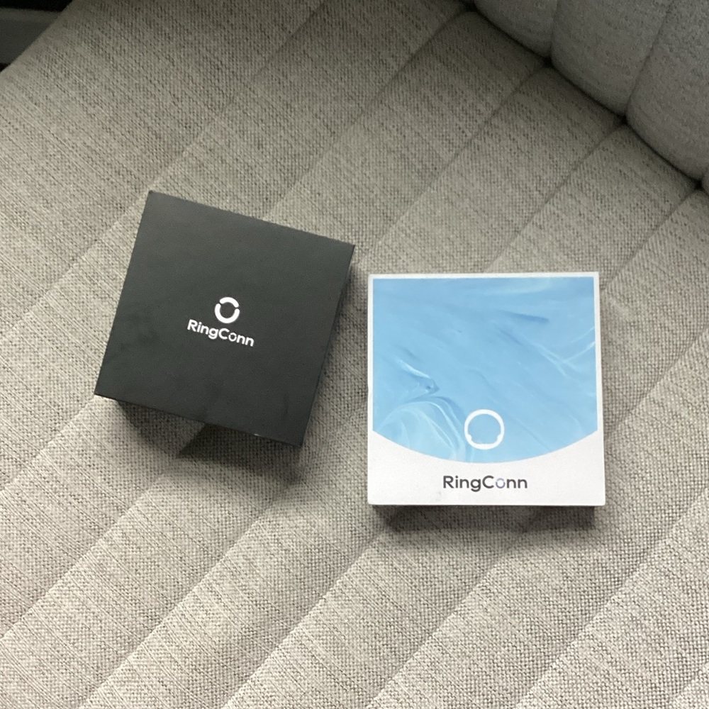 Size 12 gently used Ring conn smart ring